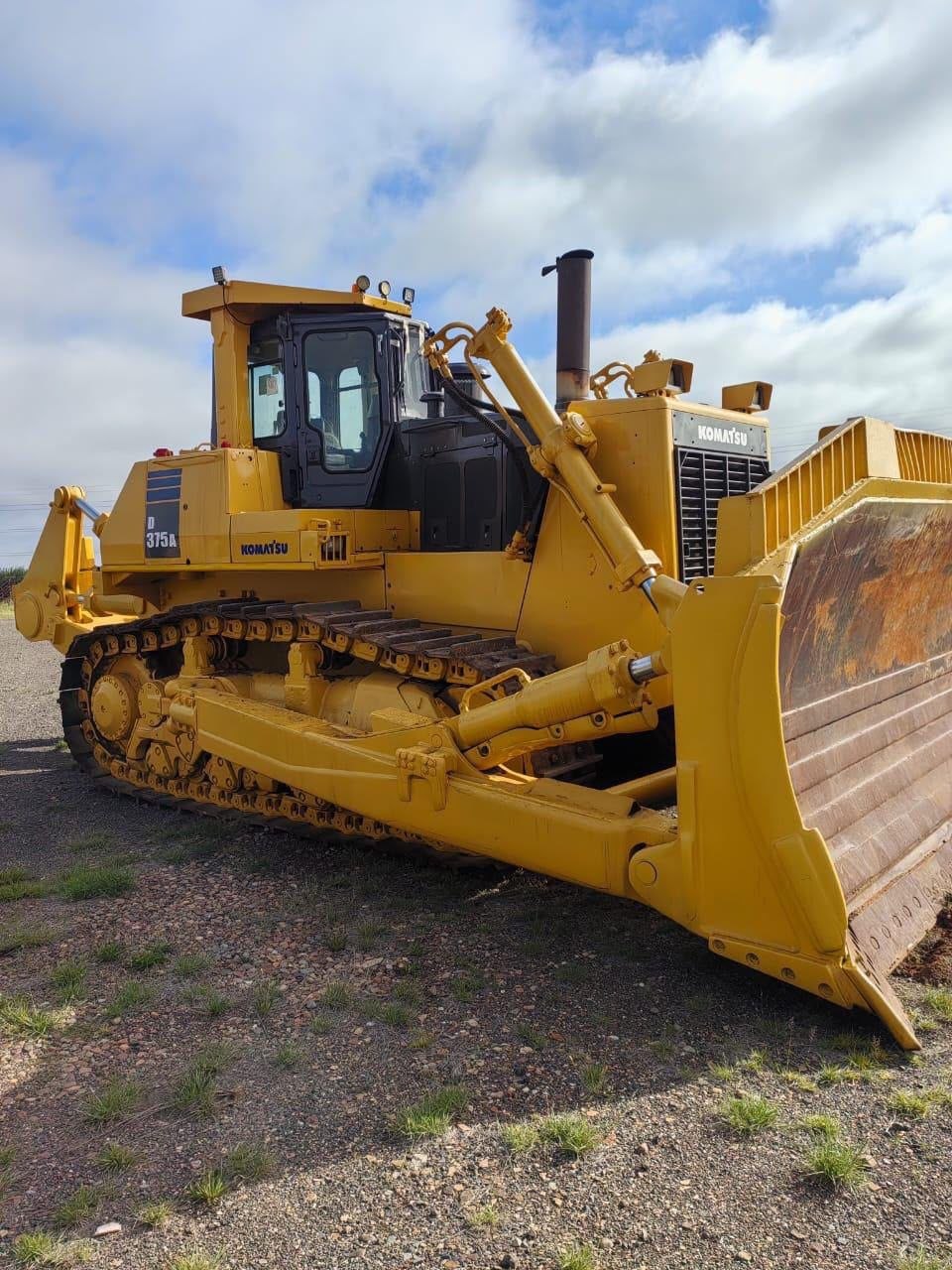 Komatsu D375A-5, 2013 год